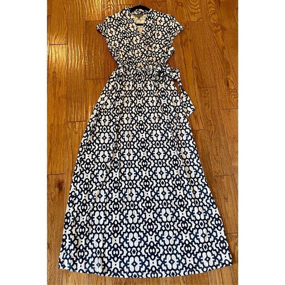 Tommy bahama blue and white geometric printed maxi dress large - Picture 8 of 10